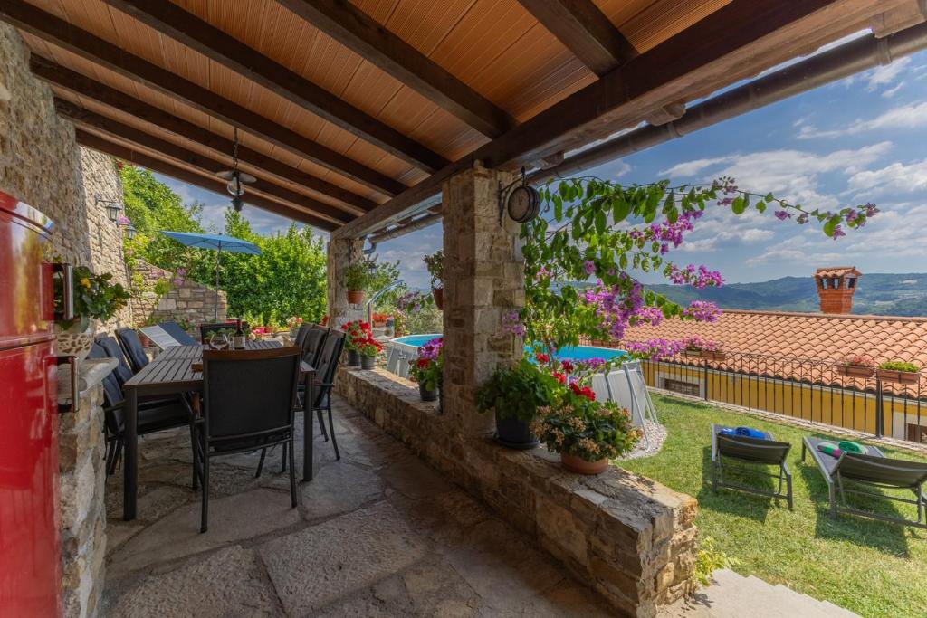 705732091